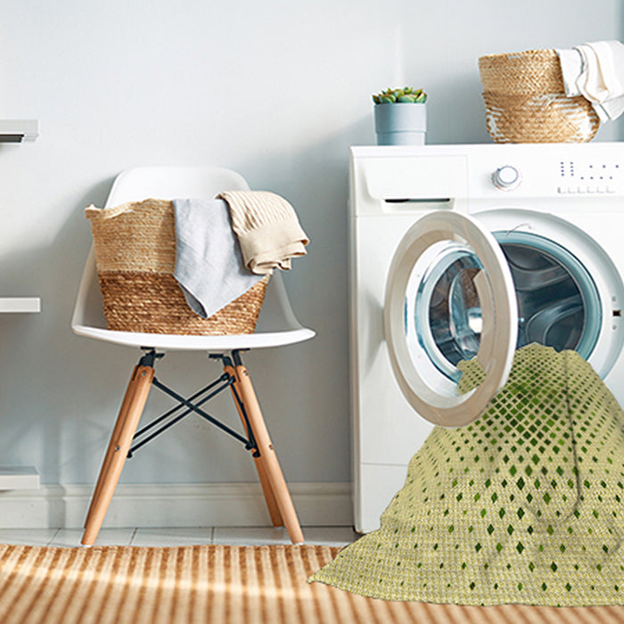 Machine Washable Transitional Green Rug in a Washing Machine, wshpat1644yw