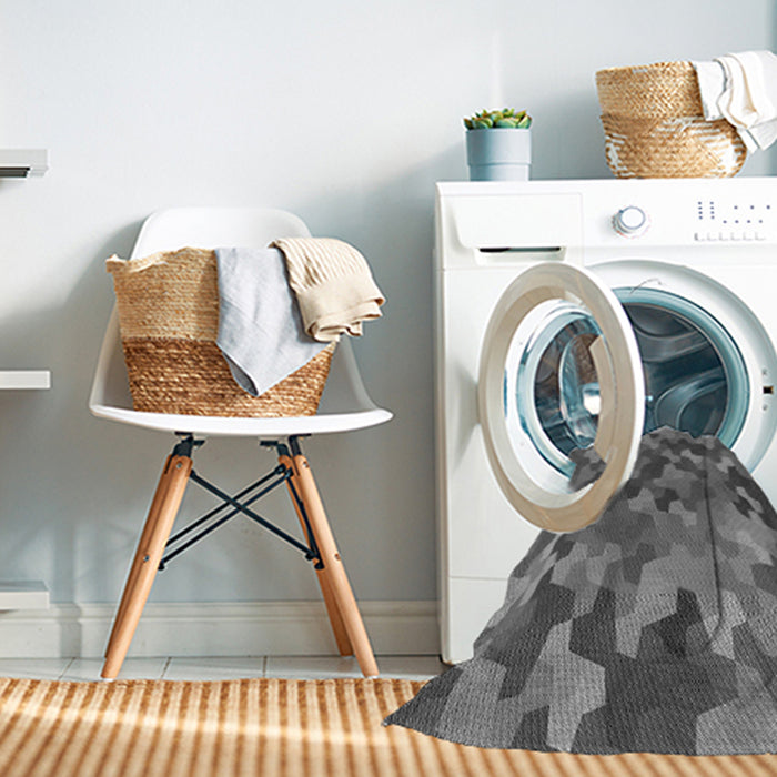 Machine Washable Transitional Grey Gray Rug in a Washing Machine, wshpat1645gry