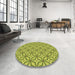 Round Patterned Neon Yellow Green Rug in a Office, pat1646brn