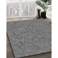 Patterned Dark Gray Novelty Rug, pat1648