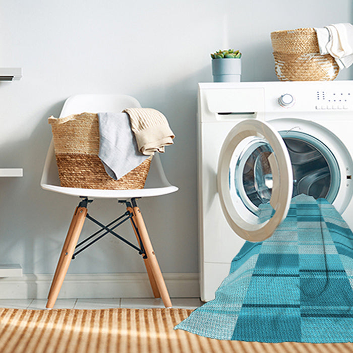 Machine Washable Transitional Dark Turquoise Green Rug in a Washing Machine, wshpat1649lblu