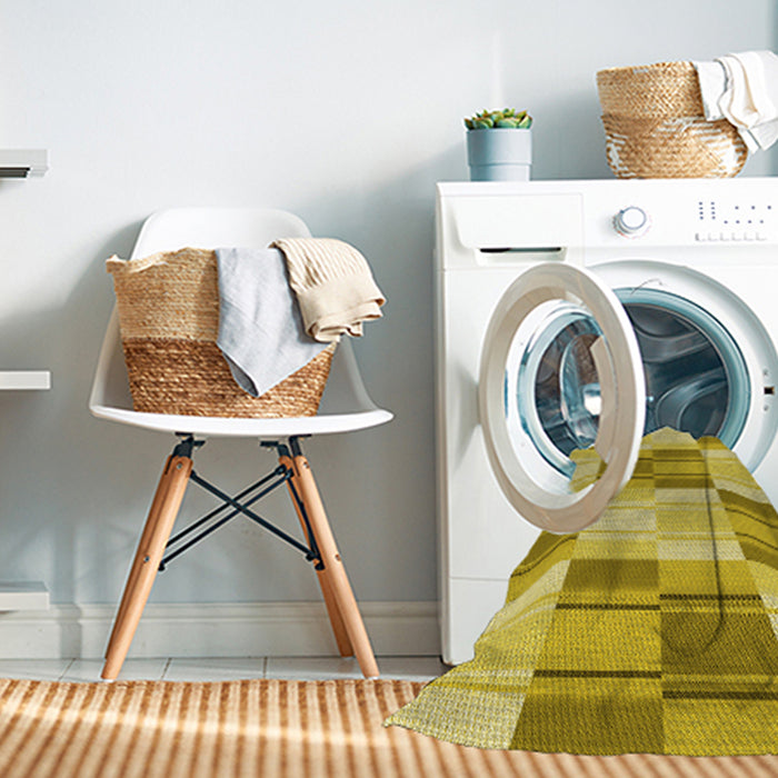 Machine Washable Transitional Bold Yellow Rug in a Washing Machine, wshpat1649yw