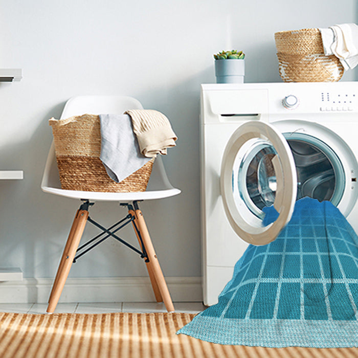 Machine Washable Transitional Neon Blue Rug in a Washing Machine, wshpat1656lblu