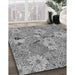 Patterned Silver Gray Rug in Family Room, pat167gry