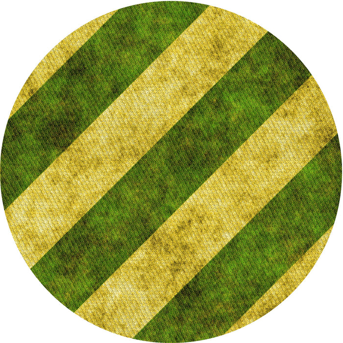 Square Machine Washable Transitional Golden Brown Yellow Rug in a Living Room, wshpat1677yw