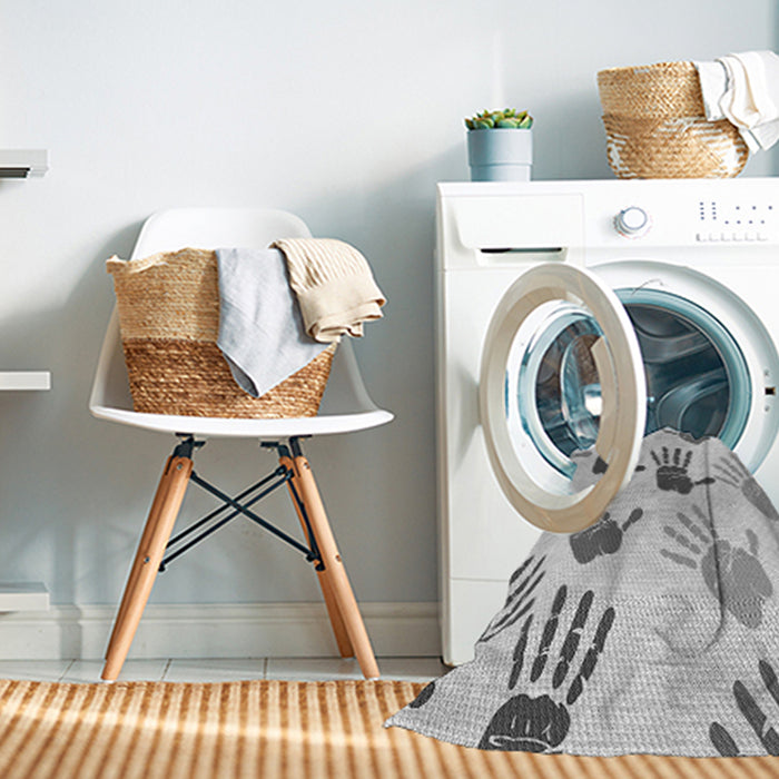 Machine Washable Transitional Gray Rug in a Washing Machine, wshpat1686gry