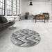 Round Patterned Smokey Gray Rug in a Office, pat1688gry