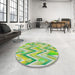 Round Patterned Green Novelty Rug in a Office, pat1689