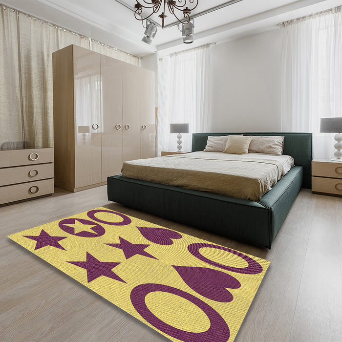 Patterned Yellow Rug in a Bedroom, pat1690brn