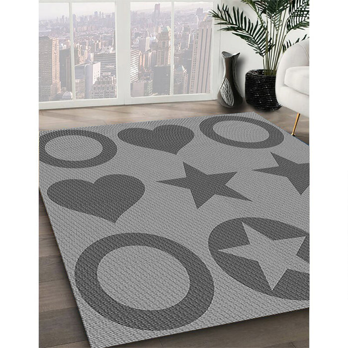 Machine Washable Transitional Ash Gray Rug in a Family Room, wshpat1690gry