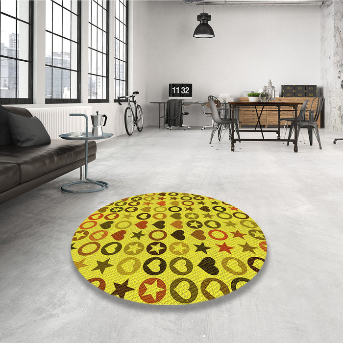 Round Patterned Yellow Rug in a Office, pat1693yw