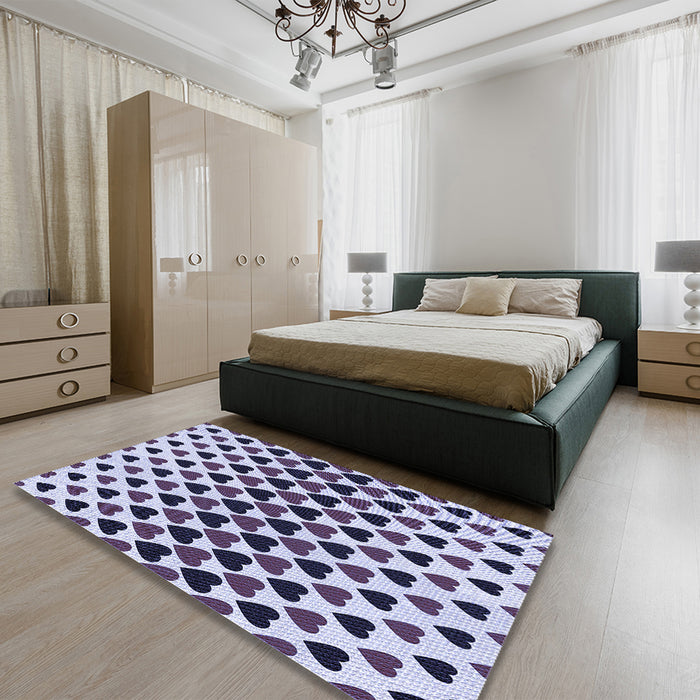 Round Machine Washable Transitional Purple Haze Purple Rug in a Office, wshpat1695blu
