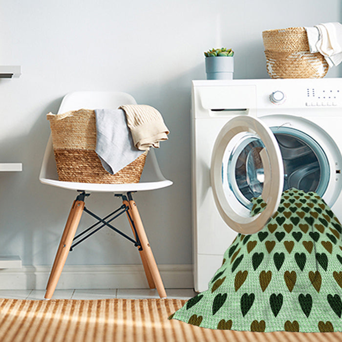 Machine Washable Transitional Army Green Rug in a Washing Machine, wshpat1695grn