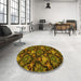 Round Patterned Red Rug in a Office, pat17yw