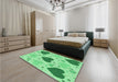 Patterned Jade Green Rug in a Bedroom, pat1700grn