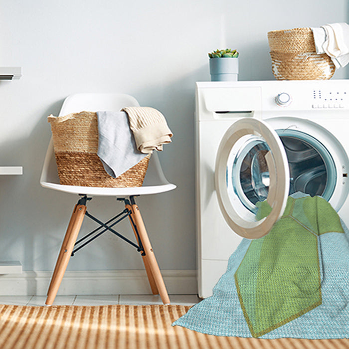 Machine Washable Transitional Pale Green Rug in a Washing Machine, wshpat1708lblu