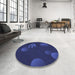 Round Patterned Blue Rug in a Office, pat171blu