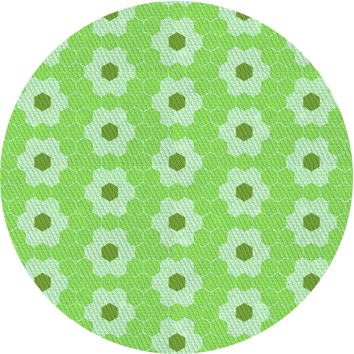 Square Machine Washable Transitional Green Rug in a Living Room, wshpat1714grn