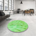 Round Patterned Emerald Green Rug in a Office, pat172grn