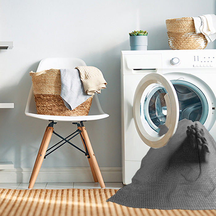 Machine Washable Transitional Cloud Gray Rug in a Washing Machine, wshpat1728gry