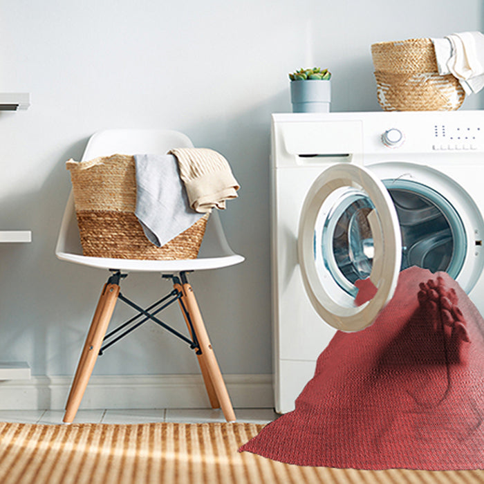 Machine Washable Transitional Red Rug in a Washing Machine, wshpat1728rd