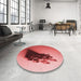 Round Patterned Red Rug in a Office, pat1728rd