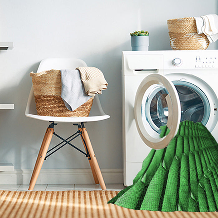 Machine Washable Transitional Deep Emerald Green Rug in a Washing Machine, wshpat1731grn