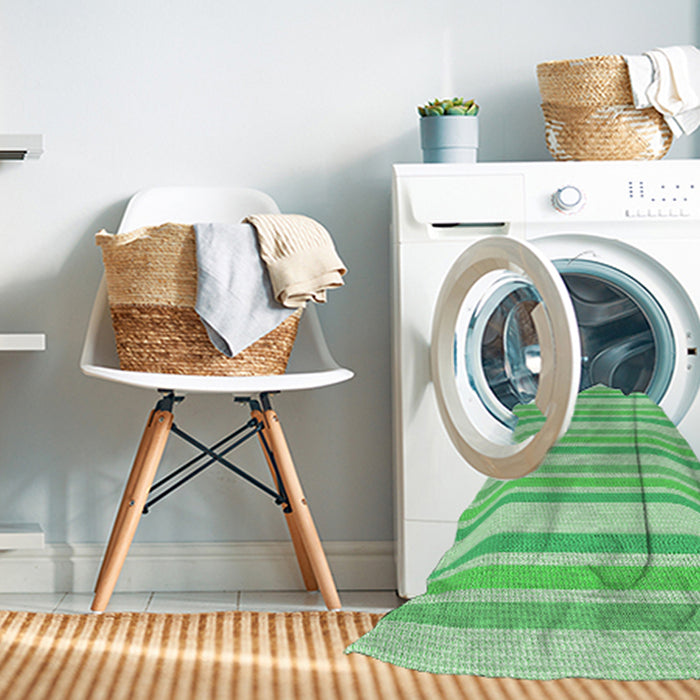 Machine Washable Transitional Green Rug in a Washing Machine, wshpat1735grn
