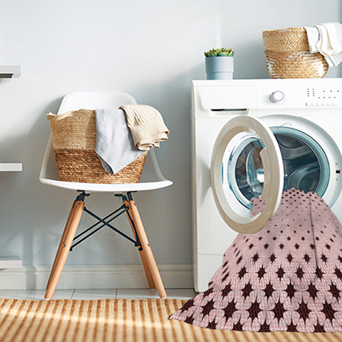 Machine Washable Transitional Indian Red Rug in a Washing Machine, wshpat1736rd