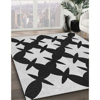 Patterned Charcoal Black Novelty Rug, pat1748