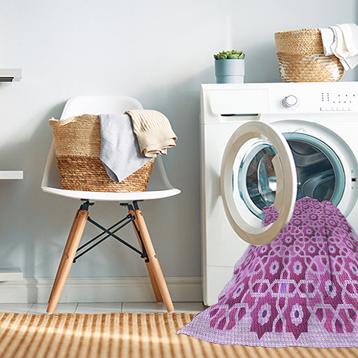 Machine Washable Transitional Blossom Pink Rug in a Washing Machine, wshpat1749pur