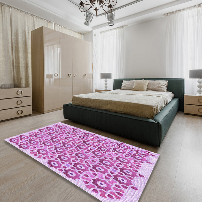 Round Machine Washable Transitional Blossom Pink Rug in a Office, wshpat1749pur