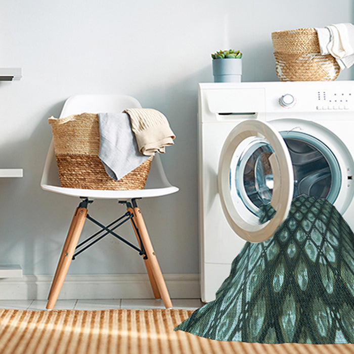 Machine Washable Transitional Dark Slate Grey Green Rug in a Washing Machine, wshpat175lblu