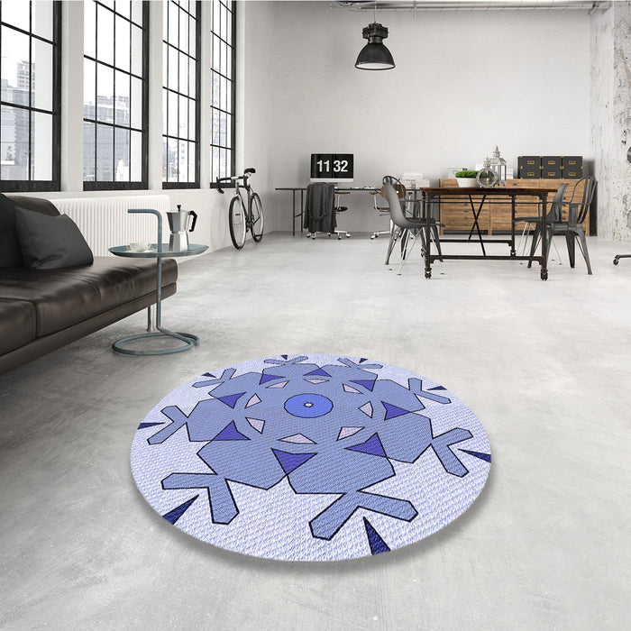 Round Patterned Periwinkle Purple Rug in a Office, pat1753blu