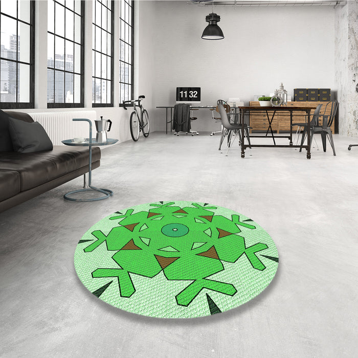 Round Patterned Green Rug in a Office, pat1753grn