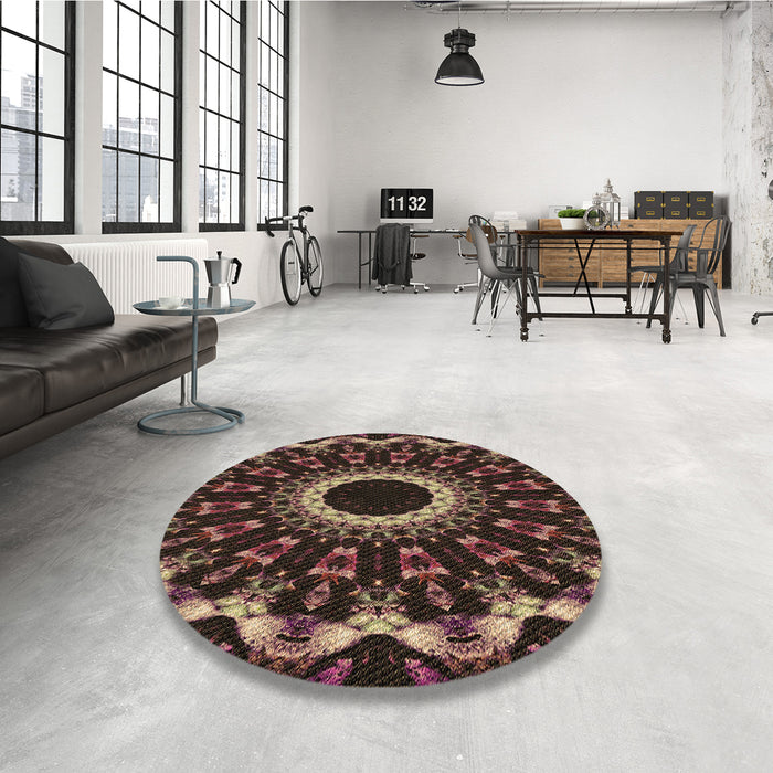 Round Patterned Chocolate Brown Rug in a Office, pat1763brn
