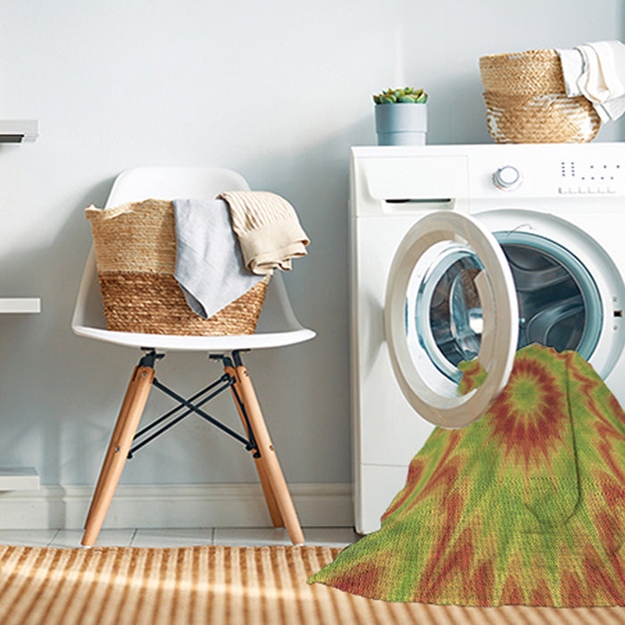 Machine Washable Transitional Green Rug in a Washing Machine, wshpat1772brn
