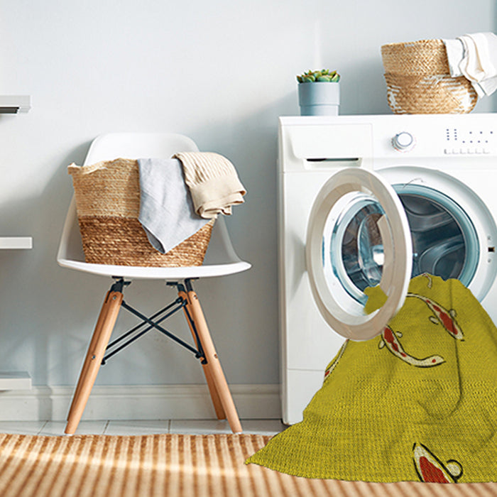 Machine Washable Transitional Yellow Rug in a Washing Machine, wshpat1780yw