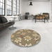 Round Patterned Red Brown Rug in a Office, pat1783brn