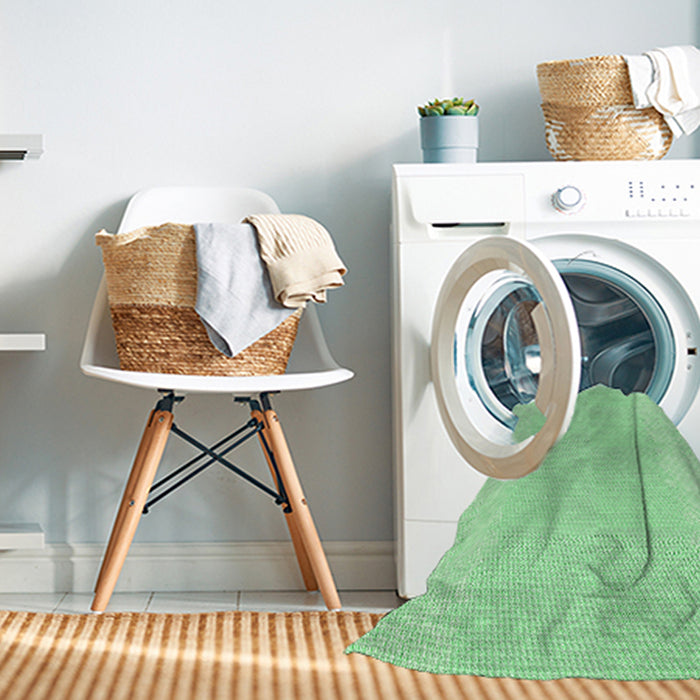 Machine Washable Transitional Green Rug in a Washing Machine, wshpat1786grn