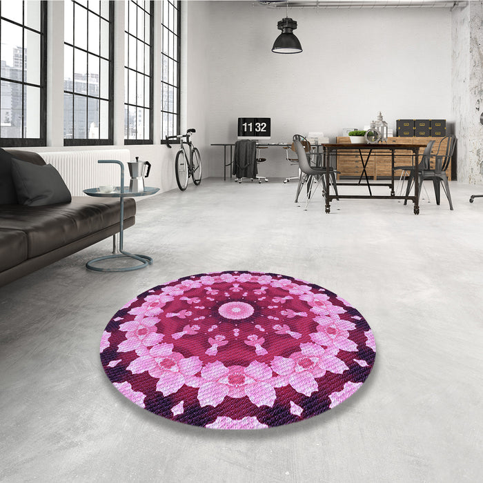 Round Patterned Violet Purple Rug in a Office, pat179pur