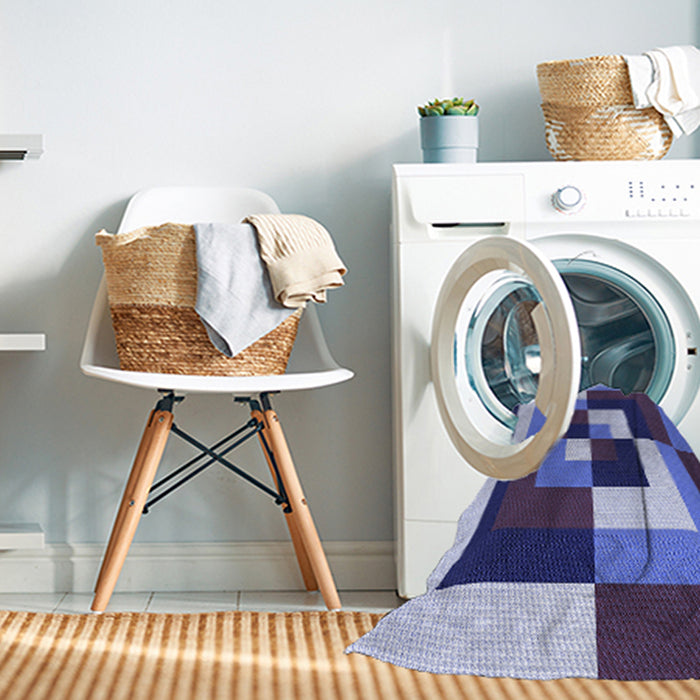 Machine Washable Transitional Blue Rug in a Washing Machine, wshpat1798blu