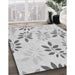 Patterned Platinum Gray Rug in Family Room, pat1800gry