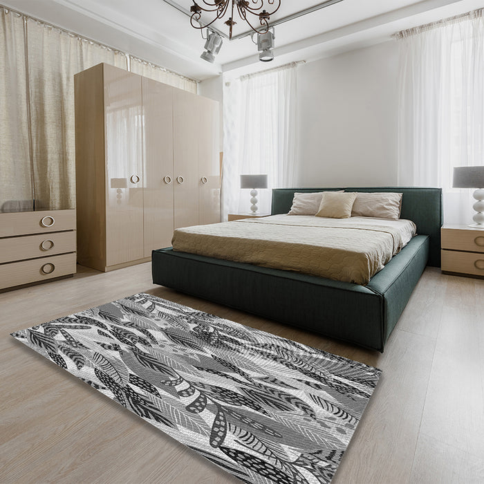 Round Machine Washable Transitional Silver Gray Rug in a Office, wshpat1804gry