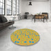 Round Patterned Bold Yellow Novelty Rug in a Office, pat1805