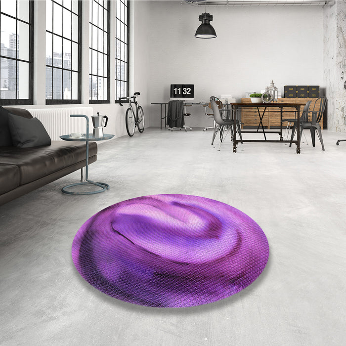Round Patterned Purple Rug in a Office, pat181pur