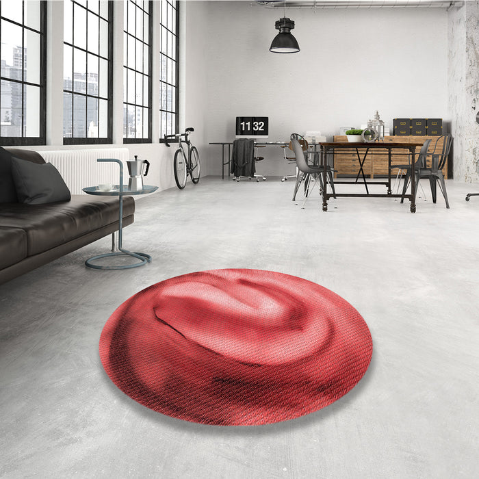 Round Patterned Red Rug in a Office, pat181rd