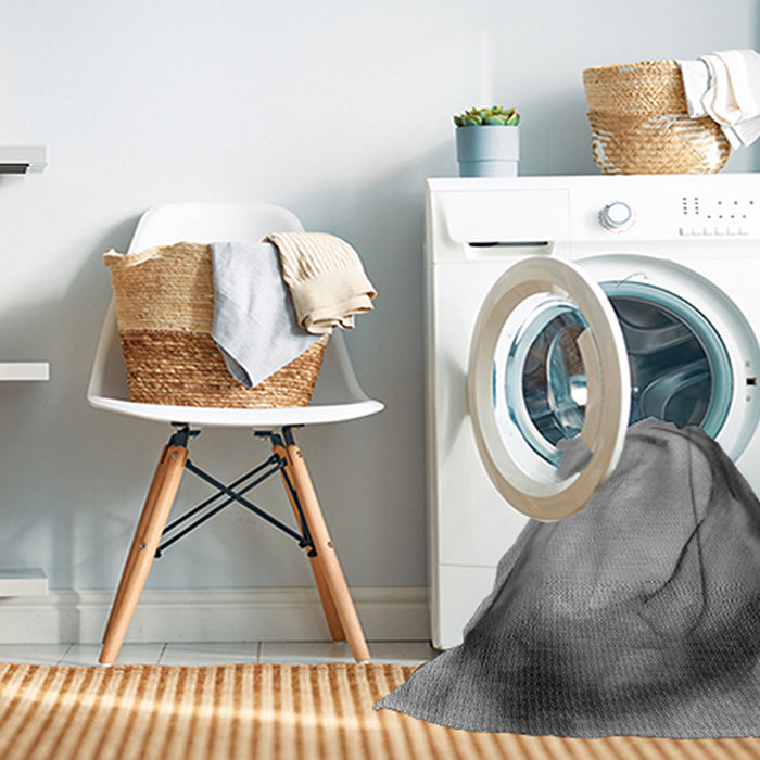 Machine Washable Transitional Smokey Gray Rug in a Washing Machine, wshpat182gry