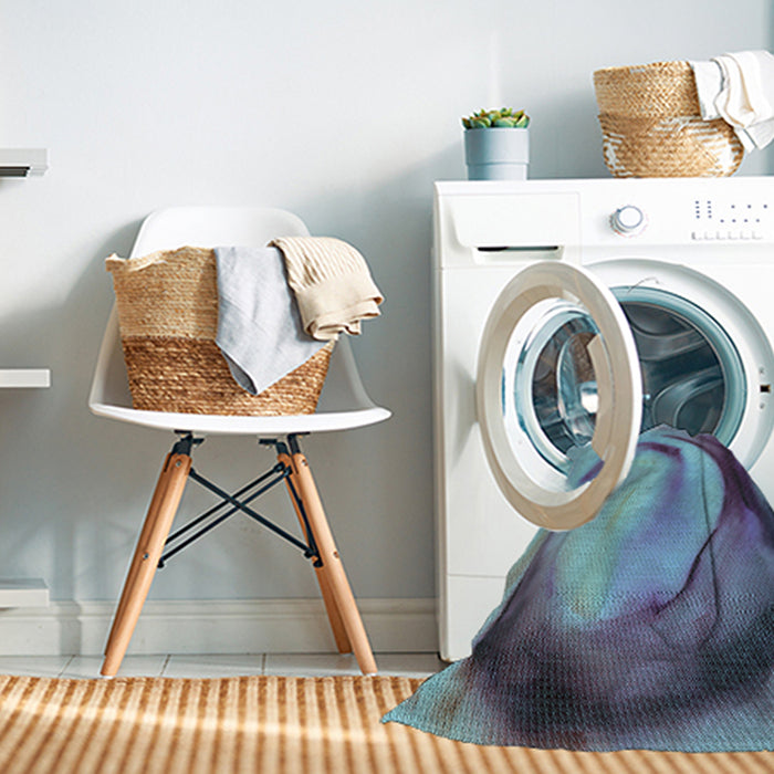 Machine Washable Transitional Azure Blue Rug in a Washing Machine, wshpat182lblu