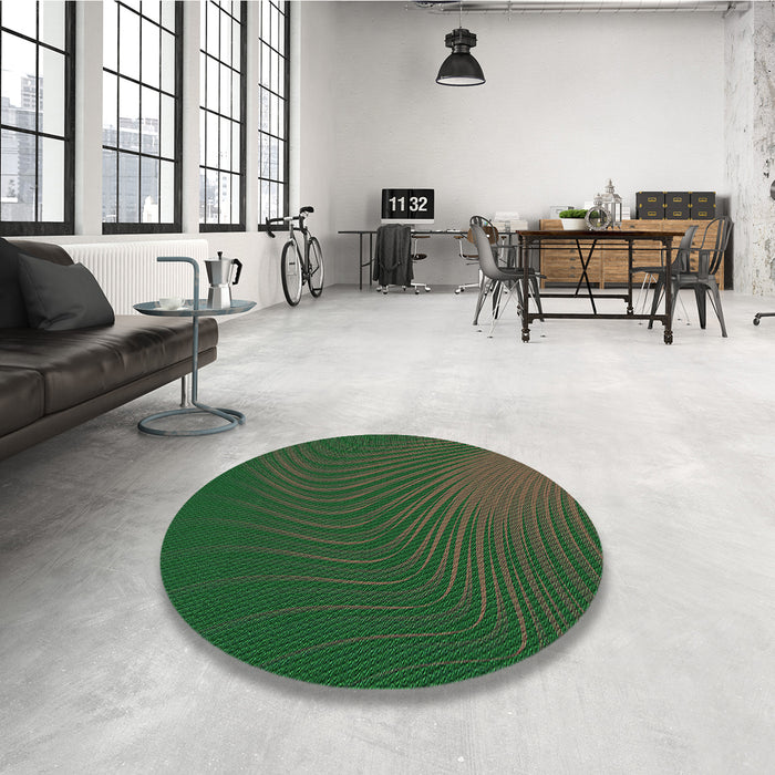 Round Patterned Dark Forest Green Rug in a Office, pat1820grn